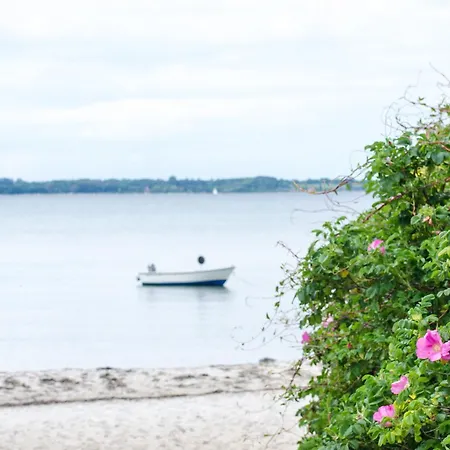 Nordlichtferienwohnungnoer * Noer